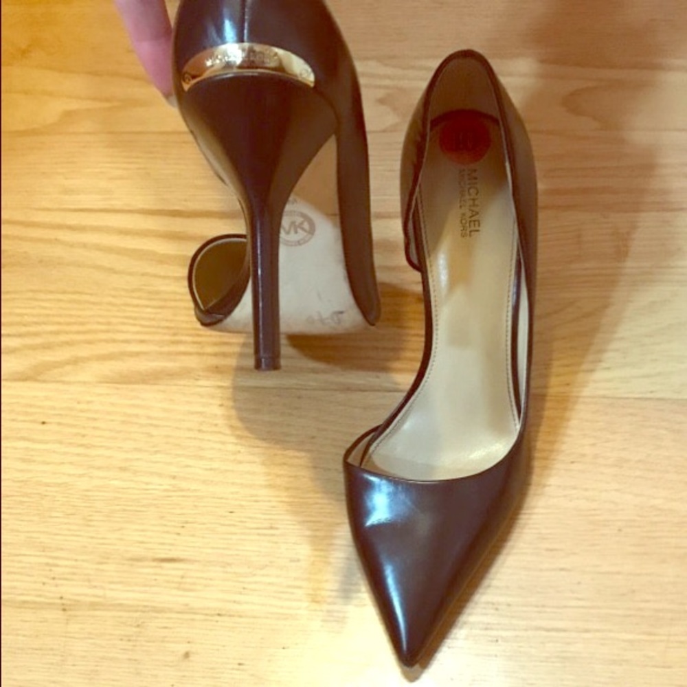 Black Michael Kors leather heals